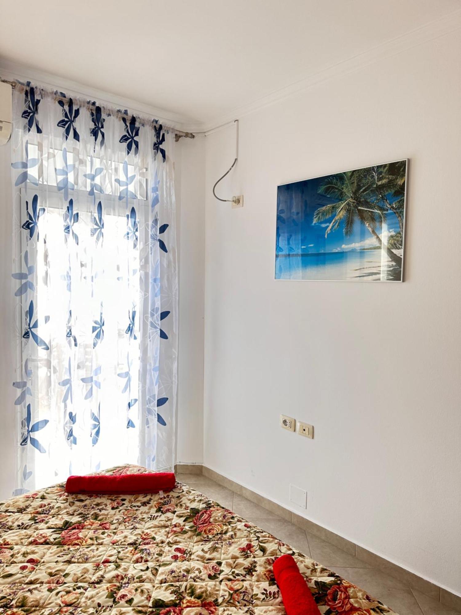 Violet Sea View Apartment Саранде Екстериор снимка